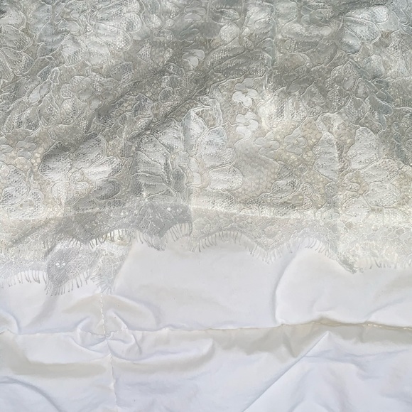 White lace tie up dress! - Picture 2 of 6